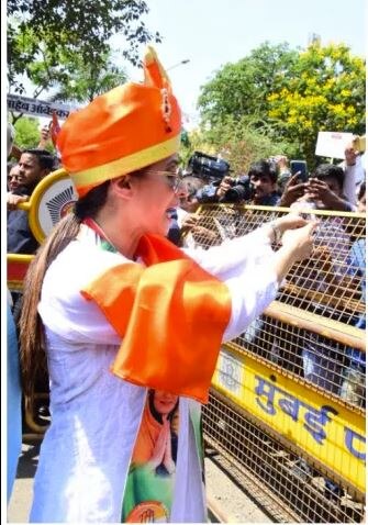 2014 ਲੋਕ ਸਭਾ ਸੀਟਾਂ ‘ਚ ਉੱਤਰੀ ਮੁੰਬਈ ਸੀਟ ਤੋਂ ਭਾਜਪਾ ਦੇ ਗੋਪਾਲ ਸ਼ੈਟੀ ਨੇ ਜਿੱਤ ਦਰਜ ਕੀਤੀ ਸੀ। ਇਸ ਵਾਰ ਗੋਪਾਲ ਦਾ ਮੁਕਾਬਲਾ ਉਰਮਿਲਾ ਨਾਲ ਹੈ।