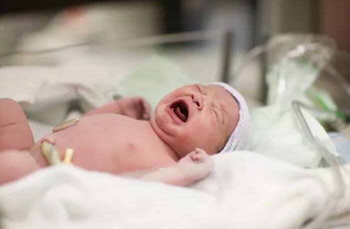 ਜੋੜੇ ਜਦੋਂ ਡੀਐਨਏ ਕਰਵਾਉਂਦੇ ਸੀ ਤੇ ਮੈਚ ਨਾ ਕਰਨ ਕਾਰਨ ਬੇਵਫਾਈ ਸਮਝ ਉਹ ਤਲਾਕ ਲੈ ਲੈਂਦੇ ਸੀ।