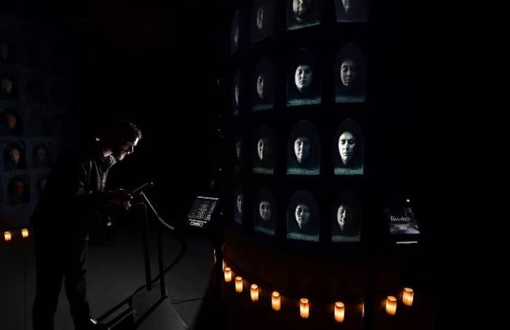 ਆਈਰਨ ਥ੍ਰੋਨਸ ਦੇ ਸਿੰਘਾਸ਼ਨ ਨੂੰ ਵੀ ਇੱਥੇ ਡਿਸਪਲੇ ਕੀਤਾ ਗਿਆ।