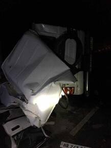 ਸੜਕ ਹਾਦਸੇ \'ਚ ਪਰਿਵਾਰ ਦੇ ਚਾਰ ਮੈਂਬਰਾਂ ਦੀ ਮੌਤ, ਚਾਰ ਗੰਭੀਰ 