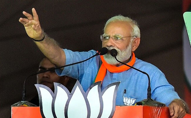 PM Narendra Modi slams Congress while addressing rally in Madha ਮੋਦੀ ਦੇ ਦਿਲ ਦਾ ਦਰਦ, ਇਸ ਕਰਕੇ ਕੱਢਦੇ ਸਾਰੇ ਗਾਲ਼ਾਂ!