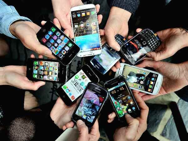 if-you-want-to-have-the-latest-smartphone-in-a-budget-of-10000-then-these-options-can-become-your-choice 10 ਹਜ਼ਾਰ ਦੀ ਰੇਂਜ 'ਚ ਸ਼ਾਨਦਾਰ ਸਮਾਰਟਫੋਨ, ਵੇਖੋ ਪੂਰੀ ਲਿਸਟ