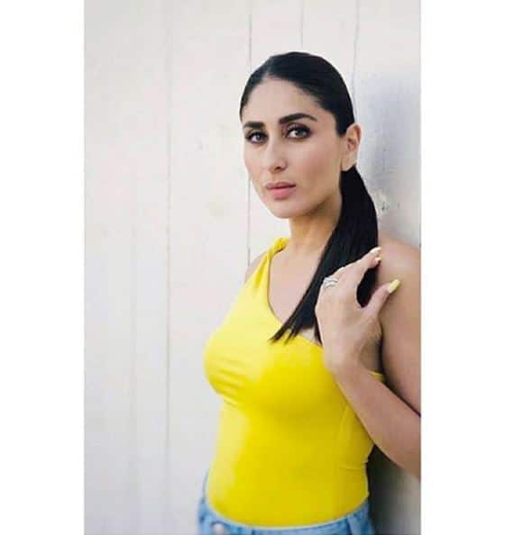 ਕਰੀਨਾ ਕਪੂਰ ਇਨ੍ਹੀਂ ਦਿਨੀਂ ਆਪਣੀ ਫ਼ਿਲਮ ‘ਗੁੱਡ ਨਿਊਜ਼’ ਦੀ ਸ਼ੂਟਿੰਗ ‘ਚ ਰੁੱਝੀ ਹੈ। ਇਸੇ ਦੌਰਾਨ ਉਸ ਨੂੰ ਬਾਂਦਰਾ ‘ਚ ਦੇਖਿਆ ਗਿਆ।