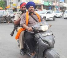 ਬਰਗਰਾਂ ਦੀ ਰੇਹੜੀ ਲਾਉਣ ਵਾਲਾ ਚੋਣ ਮੈਦਾਨ \'ਚ, ਸੁਰੱਖਿਆ ਮੁਲਾਜ਼ਮਾਂ ਨੂੰ ਰੱਖਣ ਲਈ ਨਹੀਂ ਥਾਂ