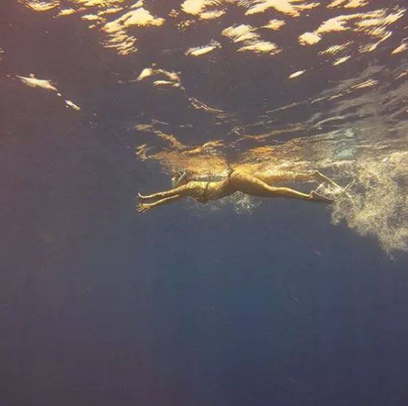 ਇਸ ਤੋਂ ਇਲਾਵਾ ਮਲਾਇਕਾ ਅਕਸਰ ਆਪਣੀ ਜਿੰਮ ਦੀ ਤਸਵੀਰਾਂ ਨੂੰ ਵੀ ਸੋਸ਼ਲ ਮੀਡੀਆ ‘ਤੇ ਸ਼ੇਅਰ ਕਰਦੀ ਰਹਿੰਦੀ ਹੈ।