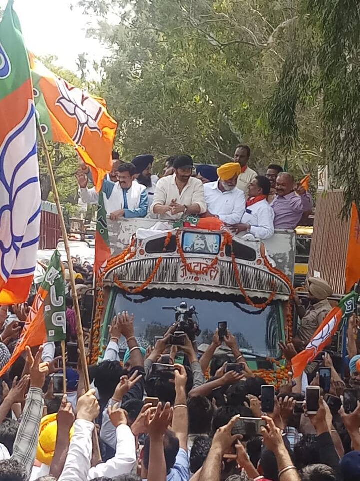 ਰੋਡ ਸ਼ੋਅ ਗੁਰਦਾਸਪੁਰ ਦੇ ਕਾਹਨੂਵਾਨ ਤੋਂ ਸ਼ੁਰੂ ਹੋ ਕੇ ਪਠਾਨਕੋਟ ਵਿੱਚ ਖ਼ਤਮ ਹੋਏਗਾ।