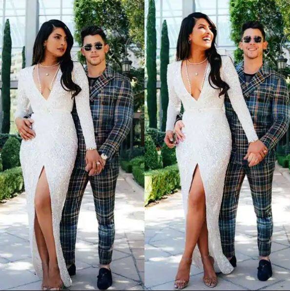 ਬਿਲਬੋਰਡ ਮਿਊਜ਼ਿਕ ਐਵਾਰਡ ਦੇ ਰੈੱਡ ਕਾਰਪਟ ‘ਤੇ ਪ੍ਰਿਅੰਕਾ ਨੇ ਸਪਰਨਿਗ 2019 ਦੇ ਕਲੈਕਸ਼ਨ ਦਾ ਗਾਉਨ ਪਾਇਆ ਸੀ। ਇਸ ਵ੍ਹਾਈਟ ਕਲਰ ਥਾਈ ਹਾਈ ਸਲਿਟ ਗਾਉਨ ‘ਚ ਉਹ ਕਾਫੀ ਹੌਟ ਲੱਗ ਰਹੀ ਸੀ।