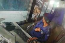 ਟੋਲ ਪਲਾਜ਼ਾ ਵਾਲਿਆਂ ਨੂੰ ਟੱਕਰਿਆ ਬਾਂਦਰ, ਵੀਡੀਓ ਵਾਇਰਲ