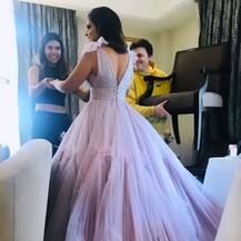 ਅੰਬਾਨੀਆਂ ਦੀ ਧੀ ਈਸ਼ਾ ਮੇਟ ਗਾਲਾ ‘ਚ ਛਾਈ, ਤਸਵੀਰਾਂ ਦੇਖ ਹੋ ਜਾਓਗੇ ਹੈਰਾਨ