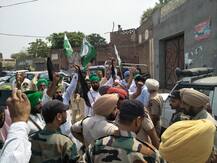 ਕਿਸਾਨ ਵੀ ਡਟੇ ਸੁਖਬੀਰ ਬਾਦਲ ਖਿਲਾਫ, ਪਤਨੀ ਦੇ ਹਲਕੇ \'ਚ ਜ਼ਬਰਦਸਤ ਵਿਰੋਧ