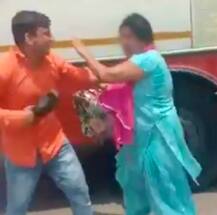 ਡੇਰਾ ਬਿਆਸ ਜਾ ਰਹੀ ਔਰਤ ਨੂੰ ਬੱਸ ਕੰਡਕਟਰ ਨੇ ਜੁੱਤੀਆਂ ਨਾਲ ਕੁੱਟਿਆ, ਵੀਡੀਓ ਵਾਇਰਲ