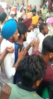 ਕਾਂਗਰਸੀਆਂ ਦੀ ਰੈਲੀ \'ਚ ਕਲੇਸ਼, ਚੱਲੀਆਂ ਕੁਰਸੀਆਂ, ਲੱਥੀਆਂ ਪੱਗਾਂ