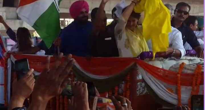 ਇਸ ਦੇ ਨਾਲ ਹੀ ਪ੍ਰਿਅੰਕਾ ਗਾਂਧੀ ਨੇ ਲੋਕ ਸਭਾ ਹਲਕਾ ਬਠਿੰਡਾ ਵਿੱਚ ਕਾਂਗਰਸੀ ਉਮੀਦਵਾਰ ਰਾਜਾ ਵੜਿੰਗ ਦੇ ਹੱਕ ਚੋਣ ਪ੍ਰਚਾਰ ਲਈ ਰੈਲੀ ਕੀਤੀ। ਇਸ ਦੌਰਾਨ ਉਨ੍ਹਾਂ ਆਪਣੇ ਭਾਸ਼ਣ ਦੀ ਸ਼ੁਰੂਆਤ ਪੰਜਾਬੀ ਤੋਂ ਕੀਤੀ। 