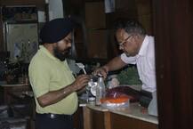 ਚੰਡੀਗੜ੍ਹ ਦੇ ਜਿਊਲਰੀ ਸ਼ੋਅਰੂਮ \'ਚ ਡਕੈਤੀ, 3 ਕਰੋੜ ਦੇ ਹੀਰੇ ਤੇ ਸੋਨਾ ਲੈਕੇ ਫਰਾਰ