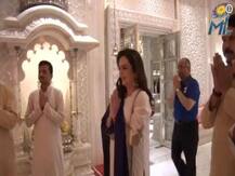 IPL  ਟਰਾਫ਼ੀ ਲੈ ਕੇ ਮੰਦਿਰ ਪੁੱਜੀ ਨੀਤਾ ਅੰਬਾਨੀ, ਭਗਵਾਨ ਕ੍ਰਿਸ਼ਨ ਦੀ ਮੂਰਤੀ ਅੱਗੇ ਟਰਾਫੀ ਰੱਖ ਲਾਏ ਜੈਕਾਰੇ