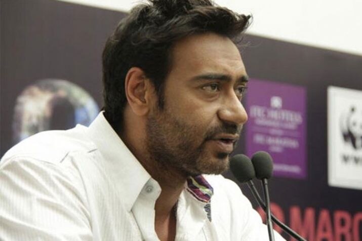 ਅਜੇ ਦੇਵਗਨ ਨੇ ਸਿਆਸੀ ਐਂਟਰੀ 'ਤੇ ਦਿੱਤਾ ਅਨੋਖਾ ਜਵਾਬ Ajay Devgn reveals his plans of joining politics ਅਜੇ ਦੇਵਗਨ ਨੇ ਸਿਆਸੀ ਐਂਟਰੀ 'ਤੇ ਦਿੱਤਾ ਅਨੋਖਾ ਜਵਾਬ