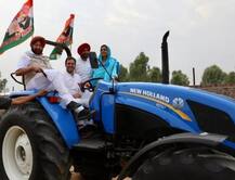 ਰਾਹੁਲ ਗਾਂਧੀ ਨੇ ਕੈਪਟਨ ਨੂੰ ਕਰਵਾਈ ਟਰੈਕਟਰ ਦੀ ਸਵਾਰੀ, ਦੇਖੋ ਤਸਵੀਰਾਂ