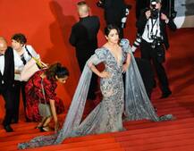 ਹਿਨਾ ਖ਼ਾਨ ਦਾ ਰੈੱਡ ਕਾਰਪਟ \'ਤੇ ਜਲਵਾ, ਵੇਖ ਕੇ ਫੈਨਸ ਹੋਏ ਖੁਸ਼