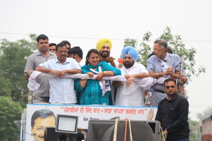ਪੰਜਾਬ ਤੋਂ ਇਲਾਵਾ ਉੱਤਰ ਪ੍ਰਦੇਸ਼ ਦੀਆਂ 13, ਮੱਧ ਪ੍ਰਦੇਸ਼ ਦੀਆਂ 8, ਬਿਹਾਰ ਦੀਆਂ 8 ਤੇ ਪੱਛਮ ਬੰਗਾਲ ਦੀਆਂ 9 ਸੀਟਾਂ ਲਈ ਵੋਟਾਂ ਪੈਣੀਆਂ ਹਨ। 