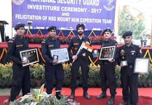 ਮਾਲਵੇ ਦੇ ਟਿੱਬਿਆਂ \'ਚੋਂ ਉੱਠ ਮਾਨਸਾ ਦੇ ਗੱਭਰੂ ਨੇ ਸਰ ਕੀਤੀ ਦੁਨੀਆ ਦੀ ਸਭ ਤੋਂ ਉੱਚੀ ਚੋਟੀ ਮਾਊਂਟ ਐਵਰੈਸਟ