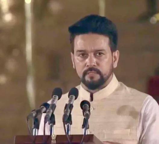 ਹਿਮਾਚਲ ਪ੍ਰਦੇਸ਼ ਦੇ ਹਮੀਰਪੁਰ ਤੋਂ ਸੰਸਦ ਮੈਂਬਰ ਅਨੁਰਾਗ ਠਾਕੁਰ ਨੇ ਵੀ ਕੱਲ੍ਹ ਸਹੁੰ ਚੁੱਕੀ ਹੈ।