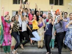NEET Result: ਮਿਲੋ ਇਸ ਸਾਲ ਨੀਟ ਦੇ ਨਤੀਜਿਆਂ ਦੇ ਟ੍ਰਾਈਸਿਟੀ ਟੌਪਰਸ ਨੂੰ, ਟਾਪ -220 ਵਿੱਚ ਸ਼ਹਿਰ ਦੇ 18 ਹੋਨਹਾਰ ਵਿਦਿਆਰਥੀਆਂ ਨੇ ਬਣਾਈ ਥਾਂ