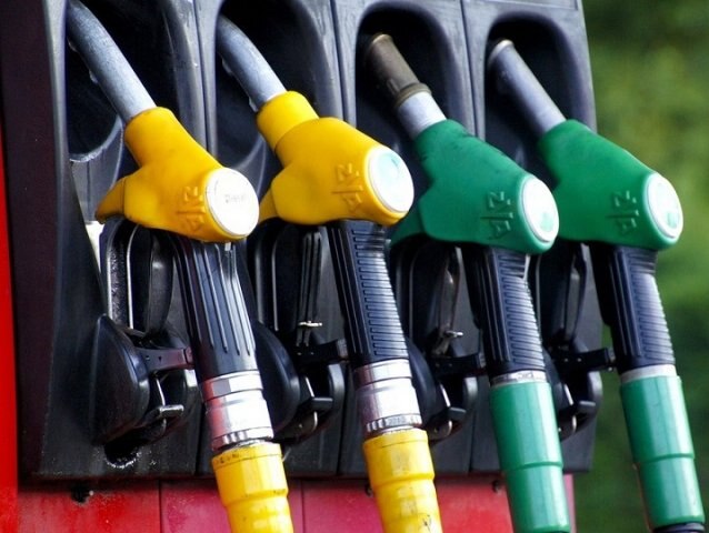 petrol diesel rates got cheaper  ਪੈਟਰੋਲ ਤੇ ਡੀਜ਼ਲ ਦੀਆਂ ਕੀਮਤਾਂ 'ਚ ਗਿਰਾਵਟ