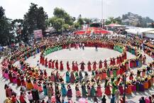 600 ਆਂਗਨਵਾੜੀ ਬੀਬੀਆਂ ਨੇ ਸ਼ਿਮਲਾ \'ਚ ਪਾਈ ਨਾਟੀ, ਵੇਖੋ ਖ਼ੂਬਸੂਰਤ ਤਸਵੀਰਾਂ