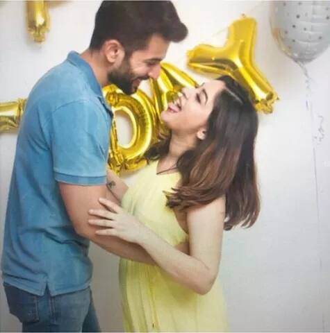 ਮਾਹੀ ਦਾ ਪਤਾ ਜੈ ਆਪਣੇ ਪਹਿਲੇ ਬੱਚੇ ਦੇ ਆਉਣ ਦੀਆਂ ਖੂਬ ਤਿਆਰੀਆਂ ਕਰ ਰਿਹਾ ਹੈ।