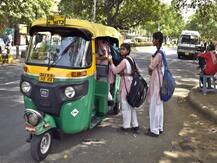 ਕੇਜਰੀਵਾਲ ਸਰਕਾਰ ਨੇ 90 ਹਜ਼ਾਰ ਆਟੋ ਰਿਕਸ਼ਾ ਵਾਲੇ ਕੀਤੇ ਖੁਸ਼