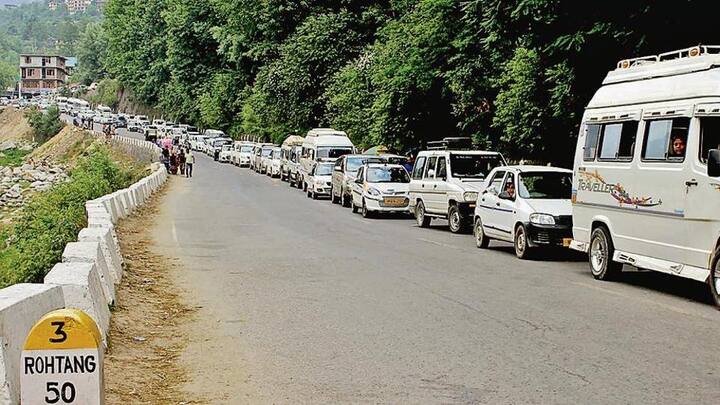 ਸੂਬੇ ਦੀ ਰਾਜਧਾਨੀ ‘ਚ ਪਿਛਲੇ ਸਾਲ ਪਾਣੀ ਕਿੱਲਤ ਦਾ ਅਸਰ ਸੈਲਾਨੀ ਉਦਯੋਗ ‘ਤੇ ਵੀ ਪਿਆ। ਇਸ ਦੌਰਾਨ 16 ਫੀਸਦ ਸੈਲਾਨੀ ਘੱਟ ਆਏ ਸੀ।