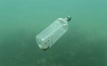 ਹੈਰਾਨੀਜਨਕ! ਹਰ ਹਫਤੇ ਤੁਹਾਡੇ ਅੰਦਰ ਜਾ ਰਹੀ ਇੱਕ ਕ੍ਰੈਡਿਟ ਕਾਰਡ ਜਿੰਨੀ ਪਲਾਸਟਿਕ