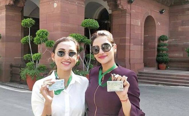ਨੁਸਰਤ ਇੰਡੀਆ ਆ ਚੁੱਕੀ ਹੈ ਤੇ ਉਸ ਨੇ ਮੰਗਲਵਾਰ ਨੂੰ ਸੰਸਦ ਮੈਂਬਰ ਵਜੋਂ ਸੁਹੰ ਚੁੱਕੀ ਹੈ।
