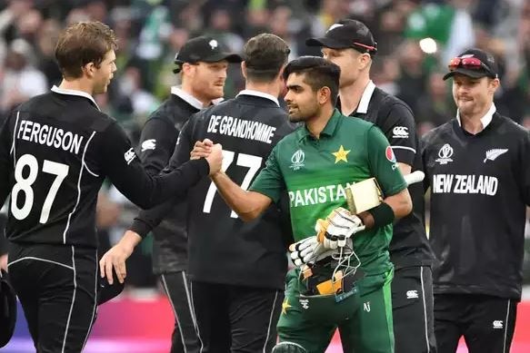 new zealand lost to pakistan, hopes to enter in semifinal  World Cup: ਨਿਊਜ਼ੀਲੈਂਡ 'ਤੇ ਜਿੱਤ ਨਾਲ ਸੈਮੀਫਾਈਨਲ 'ਚ ਪਾਕਿਸਤਾਨ, ਚੈਂਪੀਅਨ ਬਣਨ ਦਾ ਸੰਜੋਗ ਵੀ ਬਣਿਆ