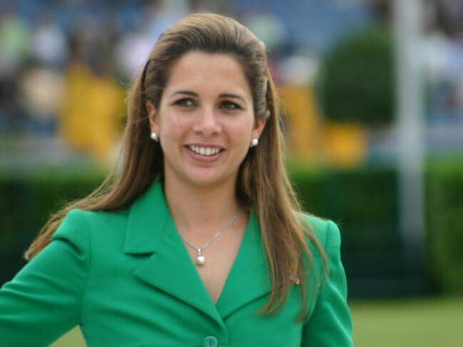 ਇਸ ਤੋਂ ਪਹਿਲਾਂ ਸ਼ੇਖ ਦੀ ਬੇਟੀ ਰਾਜਕੁਮਾਰੀ ਲਤੀਫਾ ਨੇ ਵੀ ਦੇਸ਼ ਛੱਡ ਕੇ ਭੱਜਣ ਦੀ ਕੋਸ਼ਿਸ਼ ਕੀਤੀ ਸੀ। ਦੱਸਿਆ ਗਿਆ ਸੀ ਕਿ ਉਨ੍ਹਾਂ ਨੂੰ ਗੋਆ ਕੋਲ ਭਾਰਤੀ ਕੋਸਟਗਾਰਡ ਨੇ ਫੜ ਲਿਆ ਸੀ ਤੇ ਇਸ ਤੋਂ ਬਾਅਦ ਉਨ੍ਹਾਂ ਨੂੰ ਯੂਏਈ ਦੇ ਸ਼ਾਹੀ ਪਰਿਵਾਰ ਹਵਾਲੇ ਕਰ ਦਿੱਤਾ ਗਿਆ ਸੀ।