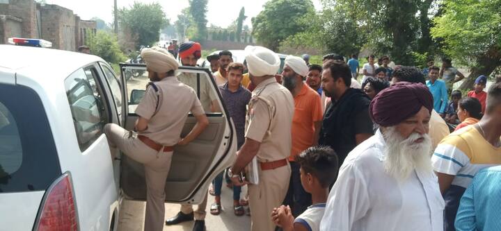 ਬਰਨਾਲਾ: ਕਸਬਾ ਮਹਿਲ ਕਲਾਂ ਵਿੱਚ ਭਾਰਤੀ ਕਿਸਾਨ ਯੂਨੀਅਨ ਰਾਜੇਵਾਲਾ ਦੇ ਲੀਡਰ ਬਹਾਦਰ ਸਿੰਘ ਦਾ ਭੇਤਭਰੇ ਹਾਲਾਤ ਵਿੱਚ ਕਤਲ ਕਰ ਦਿੱਤਾ ਗਿਆ।