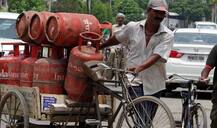 ਖੁਸ਼ਖਬਰੀ, ਬਿਨਾਂ ਸਬਸਿਡੀ ਐਲਪੀਜੀ ਸਿਲੰਡਰ ਦੀ ਕੀਮਤ ਵਿਚ ਕੋਈ ਤਬਦੀਲੀ ਨਹੀਂ, ਇੱਥੇ ਜਾਣੋ ਆਪਣੇ ਸ਼ਹਿਰ ਦੀਆਂ ਕੀਮਤਾਂ