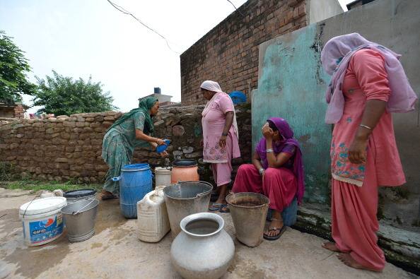 water scarcity is getting worse in india ਖਤਮ ਹੋ ਰਿਹਾ ਧਰਤੀ ਹੇਠਲਾ ਪਾਣੀ, ਨਹੀਂ ਸੰਭਲੇ ਤਾਂ ਬੂੰਦ-ਬੂੰਦ ਲਈ ਤਰਸ ਜਾਣਗੇ ਲੋਕ