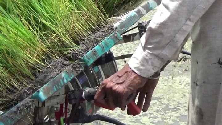 ਮਸ਼ੀਨ ਨਾਲ ਬਹੁਤ ਘੱਟ ਸਮੇਂ, ਘੱਟ ਲਾਗਤ ਵਿੱਚ ਤੇ ਚੰਗੇ ਤਰੀਕੇ ਨਾਲ ਰੇ-ਸਪਰੇਅ ਕੀਤੀ ਜਾ ਸਕਦੀ ਹੈ।