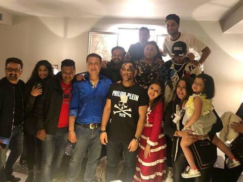 38ਆਂ ਦਾ ਹੋਇਆ ਧੋਨੀ, ਪਤਨੀ ਤੇ ਧੀ ਨਾਲ ਮਨਾਇਆ ਜਨਮ ਦਿਨ 38ਆਂ ਦਾ ਹੋਇਆ ਧੋਨੀ, ਪਤਨੀ ਤੇ ਧੀ ਨਾਲ ਮਨਾਇਆ ਜਨਮ ਦਿਨ