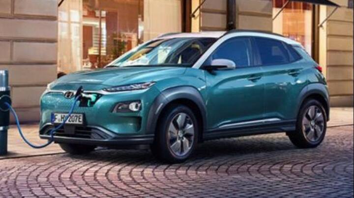 ਪਹਿਲੇ ਵੈਰੀਅੰਟ ‘ਚ ਲੱਗੀ ਮੋਟਰ 150kW ਦੀ ਪਾਵਰ ਤੇ 395 Nm ਦਾ ਟਾਰਕ ਜੈਨਰੇਟ ਕਰੇਗੀ ਤੇ ਸਿੰਗਲ ਚਾਰਜ ‘ਤੇ 450 ਕਿਮੀ ਤਕ ਦਾ ਸਫਰ ਤੈਅ ਕਰੇਗੀ। ਦੂਜੇ ਵੈਰੀਅੰਟ ‘ਚ 100kW ਦੀ ਪਾਵਰ ਤੇ 395 Nm ਦਾ ਟਾਰਕ ਜੈਨਰੇਟ ਕਰੇਗੀ ਤੇ ਸਿੰਗਲ ਚਾਰਜ ‘ਤੇ 290 ਕਿਮੀ ਤਕ ਦਾ ਸਫਰ ਤੈਅ ਕਰੇਗੀ।