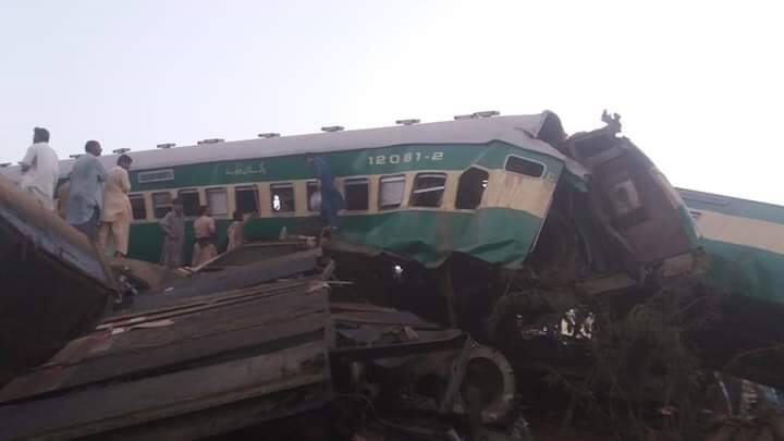 ਪ੍ਰਧਾਨ ਮੰਤਰੀ ਇਮਰਾਨ ਖ਼ਾਨ ਨੇ ਵੀ ਘਟਨਾ 'ਤੇ ਅਫ਼ਸੋਸ ਜ਼ਾਹਰ ਕੀਤਾ ਹੈ।