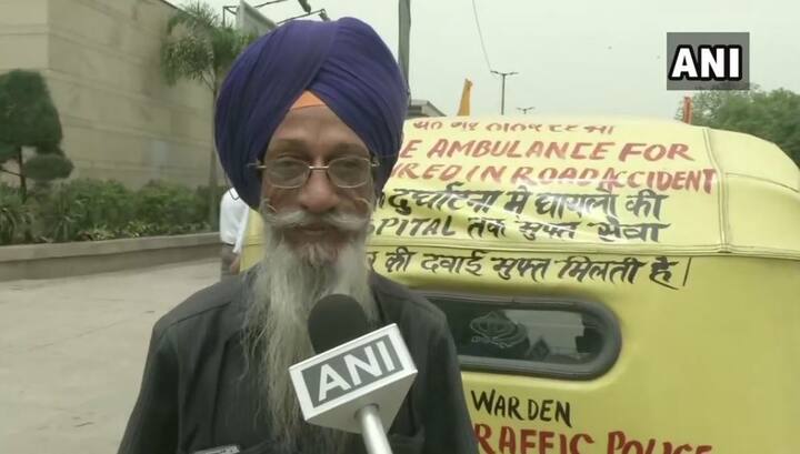 ਹਰਜਿੰਦਰ ਸਿੰਘ ਆਪਣੀ ਆਟੋ ਐਂਬੂਲੈਂਸ ਰਾਹੀਂ ਅਣਗਿਣਤ ਜ਼ਖ਼ਮੀਆਂ ਦੀ ਮਦਦ ਕਰ ਚੁੱਕੇ ਹਨ। 