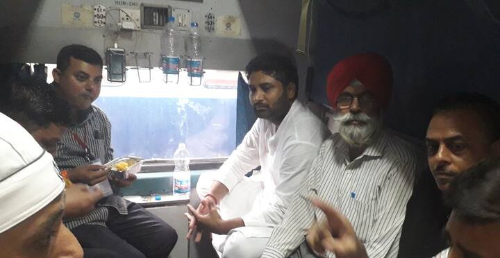 ਯੋਜਨਾ ਤਹਿਤ ਸਰਕਾਰ 77 ਹਜ਼ਾਰ ਸੀਨੀਅਰ ਨਾਗਰਿਕਾਂ ਨੂੰ ਮੁਫ਼ਤ ਵਿੱਚ ਤੀਰਥ ਯਾਤਰਾ ਕਰਵਾਏਗੀ।