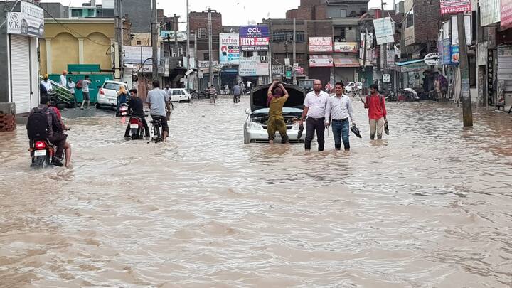 ਵੇਖੋ ਤਸਵੀਰਾਂ।