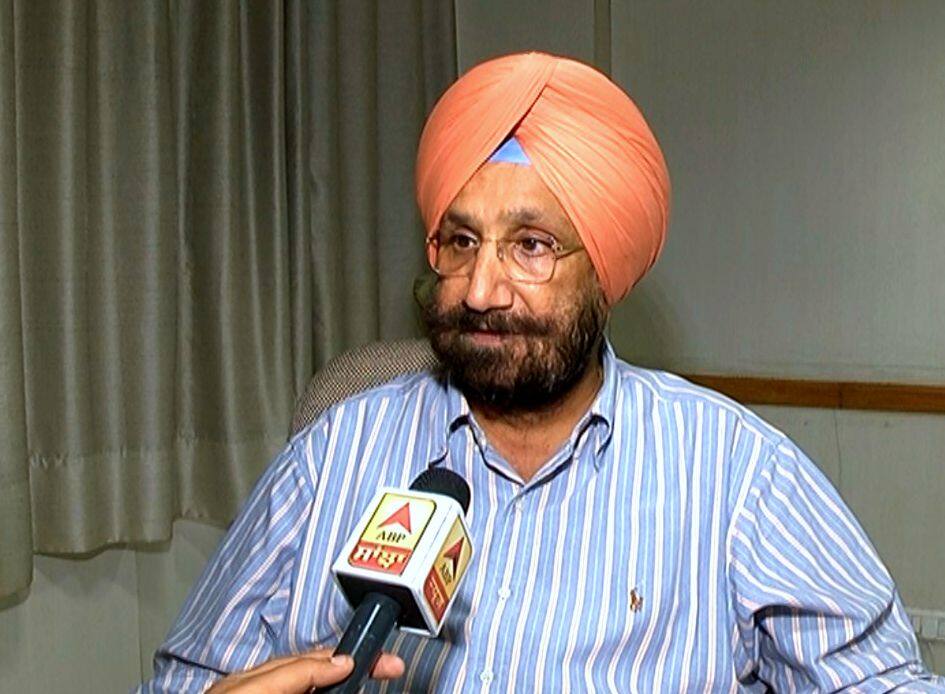 ਸਟੇਜ 'ਤੇ ਸਿਆਸਤ! ਪੰਜਾਬ ਸਰਕਾਰ ਤੇ SGPC ਦੇ ਰੌਲੇ 'ਚ ਹੁਣ ਡੇਰਾ ਬਾਬਾ ਨਾਨਕ 'ਚ ਤੀਜੀ ਧਿਰ ਦੀ ਵੱਖਰੀ ਸਟੇਜ separate functions at Dera Baba Nanak Sukhjinder Randhawa writes to PM ਸਟੇਜ 'ਤੇ ਸਿਆਸਤ! ਪੰਜਾਬ ਸਰਕਾਰ ਤੇ SGPC ਦੇ ਰੌਲੇ 'ਚ ਹੁਣ ਡੇਰਾ ਬਾਬਾ ਨਾਨਕ 'ਚ ਤੀਜੀ ਧਿਰ ਦੀ ਵੱਖਰੀ ਸਟੇਜ