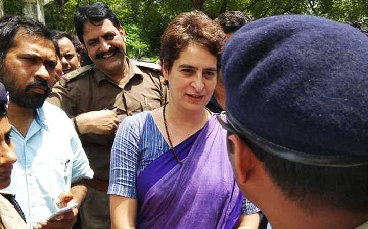 ਇਸ ਘਟਨਾ ਤੋਂ ਬਾਅਦ ਉੱਤਰਪ੍ਰਦੇਸ਼ ਨੇ ਸਾਰੇ ਦੇਸ਼ ‘ਚ ਭੂਚਾਲ ਲਿਆਂਦਾ ਹੈ। ਪ੍ਰਿਅੰਕਾ ਗਾਂਧੀ ਲਗਾਤਾਰ ਧਰਨੇ ‘ਤੇ ਬੈਠੀ ਅਤੇ ਪੀੜਤਾਂ ਨੂੰ ਮਿਲਣ ਦੀ ਮੰਗ ਕੀਤੀ