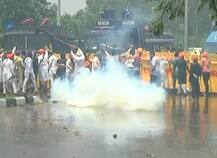 ਬੇਅਦਬੀ ਮਾਮਲਾ: ਸਿੱਖਾਂ ਦੀ ਚੰਡੀਗੜ੍ਹ \'ਤੇ ਚੜ੍ਹਾਈ, ਪਾਣੀ ਦੀਆਂ ਬੁਛਾੜਾਂ ਨਾਲ ਕਈ ਜ਼ਖ਼ਮੀ