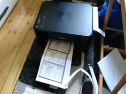 ਕੁੜੀ ਸੀ ਔਡੀ ਦੀ ਸ਼ੌਕੀਨ, ਘਰ ਹੀ ਜਾਅਲੀ ਨੋਟ ਛਾਪ ਕੇ ਪਹੁੰਚੀ ਸ਼ੋਅਰੂਮ