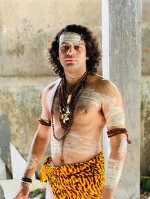 ਸ਼ਿਵ ਭਗਤੀ \'ਚ ਲੀਨ ਹੋਇਆ ਲਾਲੂ ਪ੍ਰਸ਼ਾਦ ਦਾ ਬੇਟਾ, ਤਸਵੀਰਾਂ \'ਚ ਵੇਖੋ ਤੇਜ ਦਾ ਸ਼ਿਵ ਅਵਤਾਰ